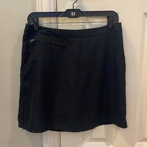 𝅺PATAGONIA Women’s lined black skirt. Size 6
